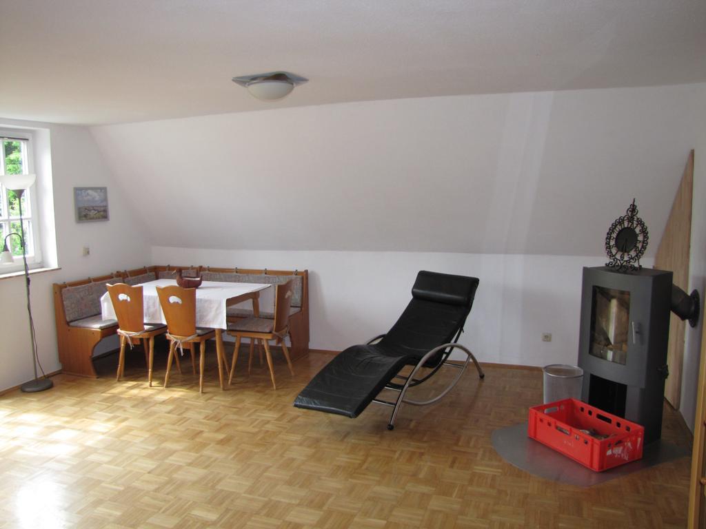 Hof Guttels Waldgasthof Ferienpension ローテンブルク・アン・デア・フルダ 部屋 写真