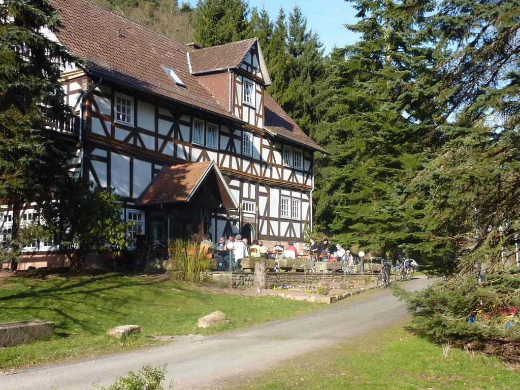 Hof Guttels Waldgasthof Ferienpension ローテンブルク・アン・デア・フルダ エクステリア 写真